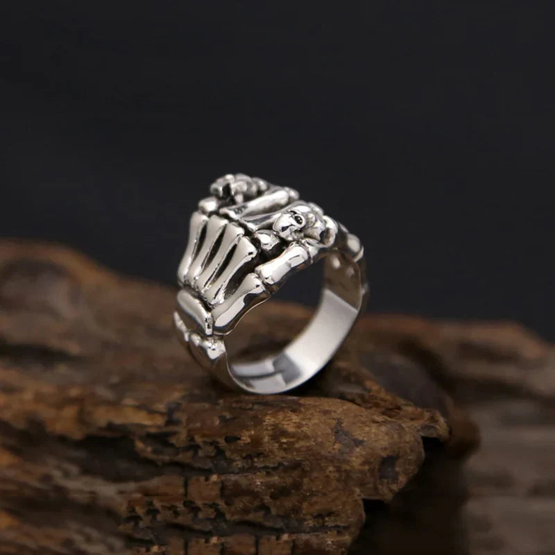 Bague Main Squelette - Outre Tombe