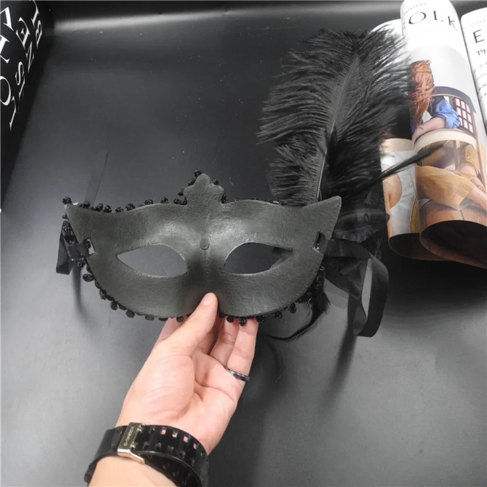 Masque Venitien Femme Noir ou Blanc-Passion Steampunk
