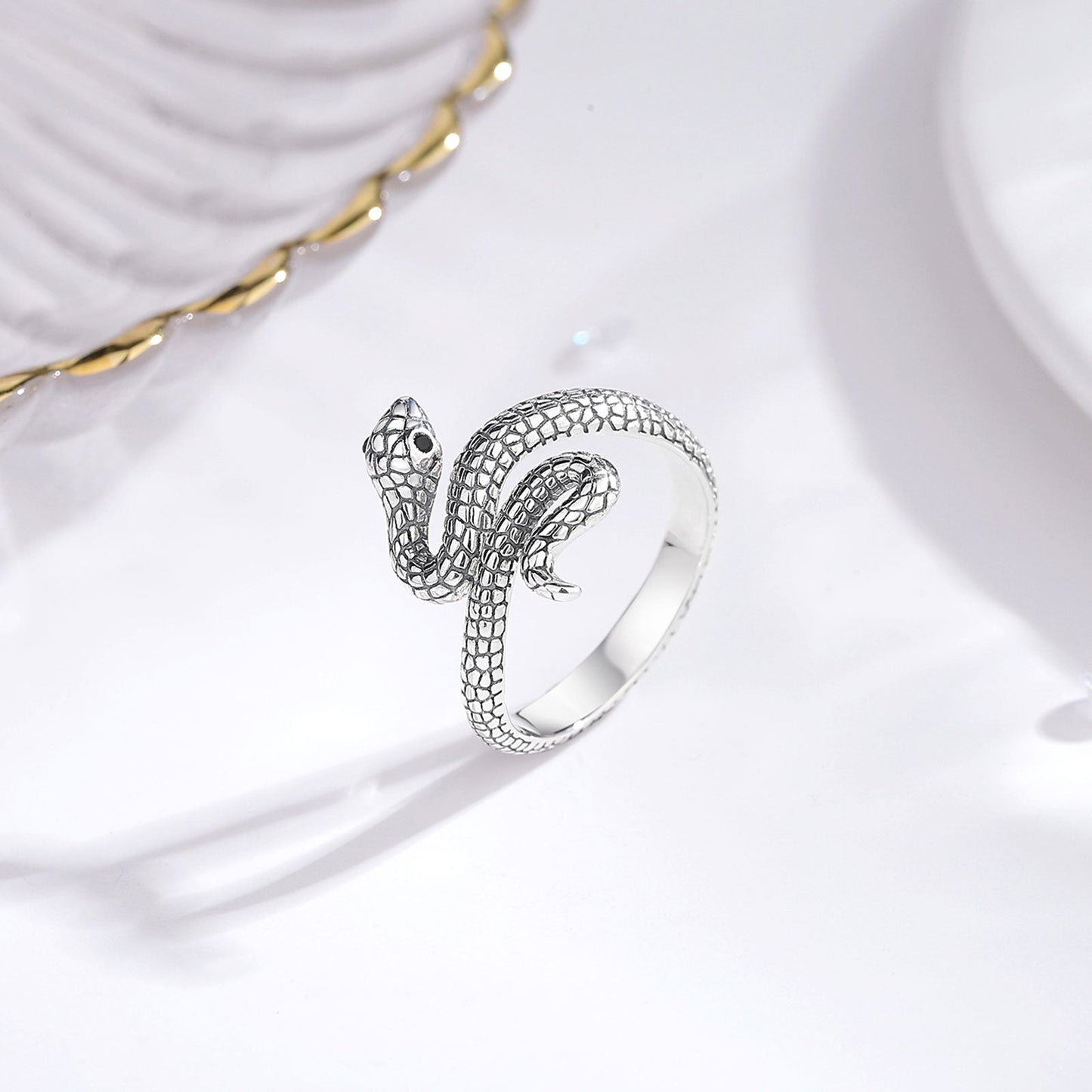 Bague Serpent Argent Homme - Puissance et Mystère